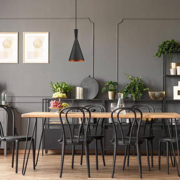 Single head hourglass chandelier - Image 4